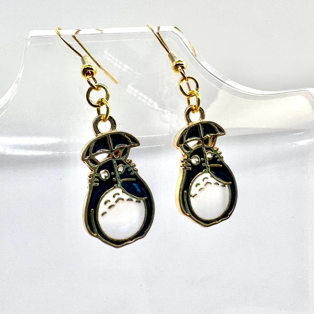 Totoro Earrings - Studio Ghibli Earrings - Umbrella Earrings - Anime Earrings - Picture 5 of 10